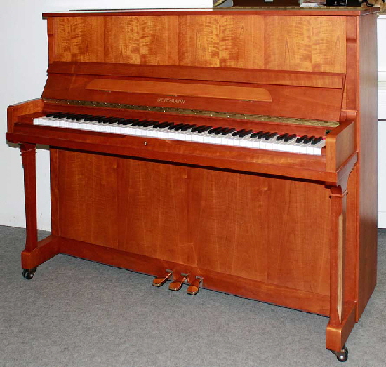 Klavier-Bergmann-P-20-Kirsche-2401205-1-a