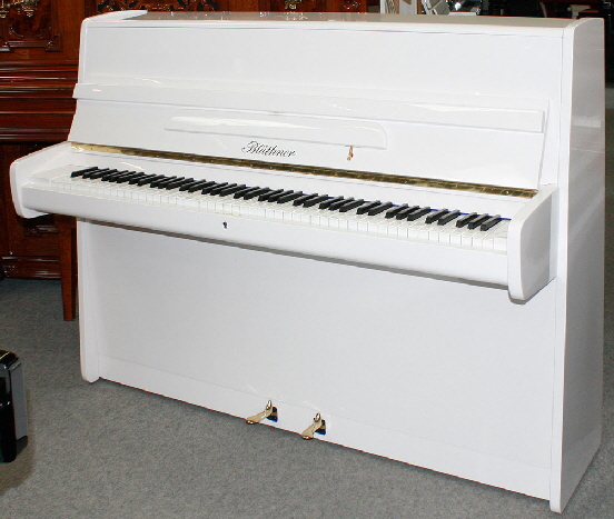 Klavier-Blüthner-M-112-weiss-pol-139281-1-a